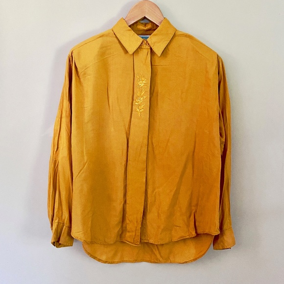 Vintage New Concepts Golden Yellow Button Down Top Womens Size Medium - Picture 4 of 10